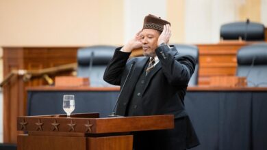 آذان المغرب يرتفع في قلب الكونجرس الأمريكي .. إفطار " رابطة العالم الإسلامي الرمضاني " يجمع ممثلي الأديان وصانعي السياسات 29 1000304626 آذان المغرب يرتفع في قلب الكونجرس الأمريكي .. إفطار " رابطة العالم الإسلامي الرمضاني " يجمع ممثلي الأديان وصانعي السياسات