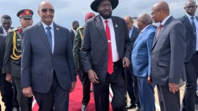 تفاصيل أول اتصال هاتفي بين « البرهان » و « سلفا كير » بعد أزمة تصريحات « العطا »  15 FB IMG 1693816511798 780x470 1 تفاصيل أول اتصال هاتفي بين « البرهان » و « سلفا كير » بعد أزمة تصريحات « العطا »