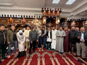 cb512031 3040 4f17 8ba4 398e52efbda4 مئات الآلاف يؤدون صلاة عيد الفطر في إيطاليا