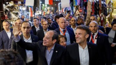 20250406235501754 من خان الخليلي إلى آفاق المستقبل .. دلالات زيارة ماكرون لمصر