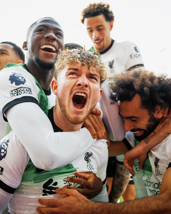 ليفربول يقترب من التتويج رسمياً ببطولة الدوري الإنجليزي للموسم الحالي 1 GnsspqhW0AA4 Ih ليفربول يقترب من التتويج رسمياً ببطولة الدوري الإنجليزي للموسم الحالي