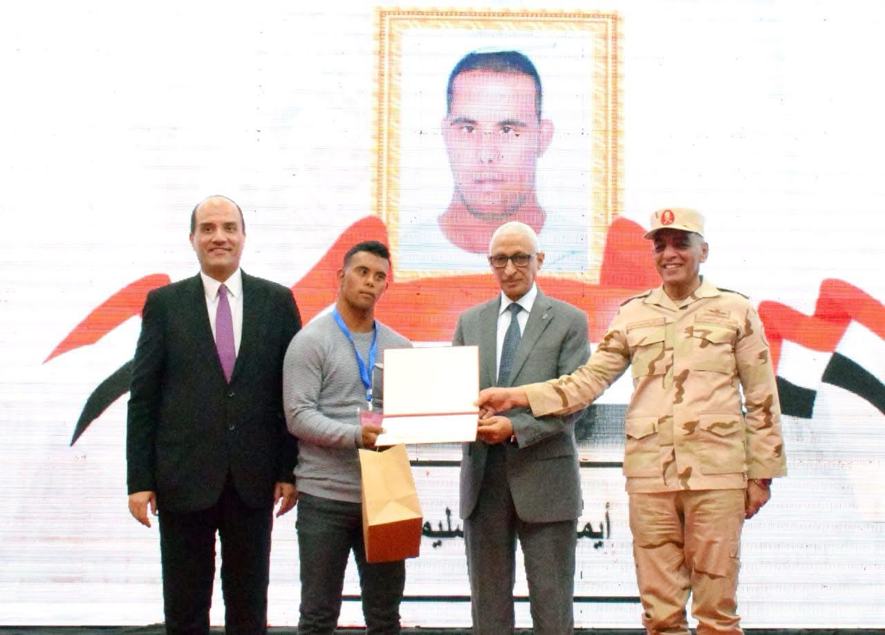 IMG 20250421 WA0003 القوات المسلحة تدفع عدداً من اللجان التجنيدية إلى  شمال سيناء لإنهاء المواقف التجنيدية لذوى الهمم وكبار السن