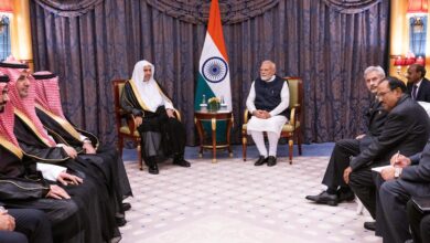 « العيسي » يلتقي رئيس الوزراء الهندي .. وقمةٌ مرتقبةٌ تستضيفها الهند بمبادرة رابطة العالم الإسلامي 4 IMG 20250424 WA0026 « العيسي » يلتقي رئيس الوزراء الهندي .. وقمةٌ مرتقبةٌ تستضيفها الهند بمبادرة رابطة العالم الإسلامي