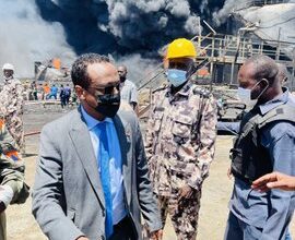 GqQgQ2nXUAAbYNX تصعيد خطير في حرب السودان : طائرات مسيّرة تستهدف بورتسودان للمرة الثانية خلال يومين