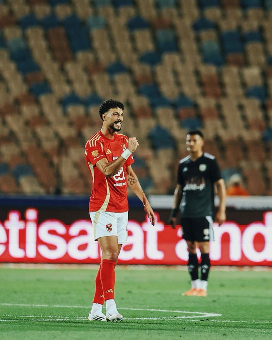 ختام مثير للدوري المصري .. الأهلي يواصل هيمنته على الكرة المصرية.. وفاركو يدفع الثمن غاليًا 1 GsDfo KWoAA76B4 ختام مثير للدوري المصري .. الأهلي يواصل هيمنته على الكرة المصرية.. وفاركو يدفع الثمن غاليًا
