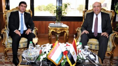 IMG 20250506 WA0022 مصر وطاجيكستان تبحثان فرص التوسع في الربط الجوي بين البلدين 