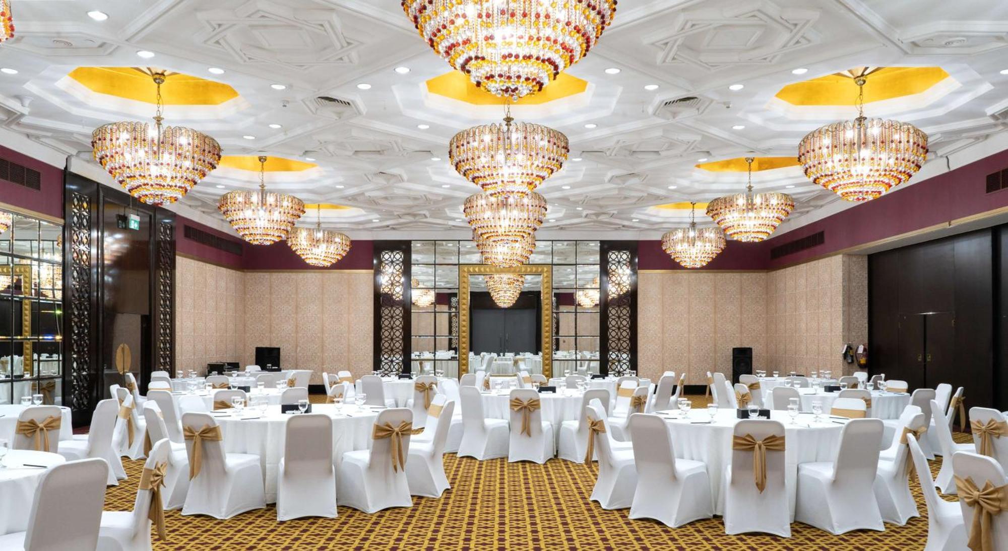 photo hilton hotel abu dhabi 15 افريقيا: مجموعة فنادق راديسون تتصدر نمو قطاع الضيافة في القارة بافتتاح أكبر عدد من الفنادق