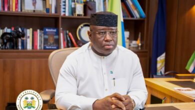 00651030 6efb7ab15e5dbc8dd55584da3605f0ee arc614x376 w724 us1 رئيس سيراليون يتسلم رئاسة "إيكواس": تحديات أمنية وتفتت إقليمي يهددان وحدة غرب أفريقيا