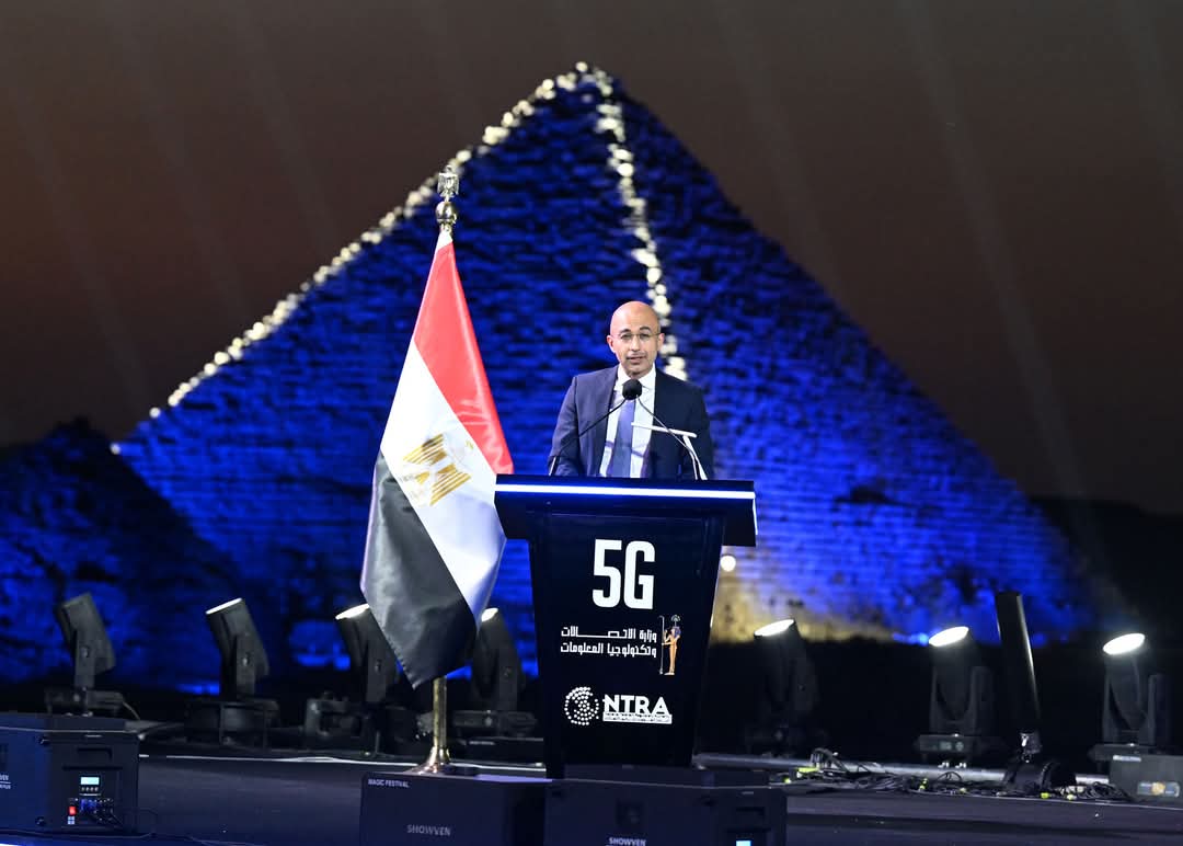 FB IMG 1749061421798 في حضرة أبو الهول و الأهرامات .. مصر تطلق خدمات الجيل الخامس للهاتف المحمول 
