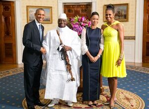 جامبيا:بسبب غياب الشفافية البرلمان يحقق في بيع ممتلكات الديكتاتور الأسبق يحيي جامع 2 300px Yahya Jammeh with Obamas 2014 جامبيا:بسبب غياب الشفافية البرلمان يحقق في بيع ممتلكات الديكتاتور الأسبق يحيي جامع