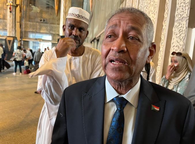 37465972309 "رحلة الأمل إلى السودان".. انطلاق ثاني قطارات العودة الطوعية للسودانيين من مصر
