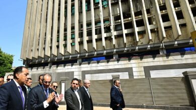 رئيس الوزراء يتفقد "سنترال رمسيس" ويستعرض تقريرا مع وزير الاتصالات بشأن عودة مختلف الخدمات 6 FB IMG 1752055977418 رئيس الوزراء يتفقد "سنترال رمسيس" ويستعرض تقريرا مع وزير الاتصالات بشأن عودة مختلف الخدمات