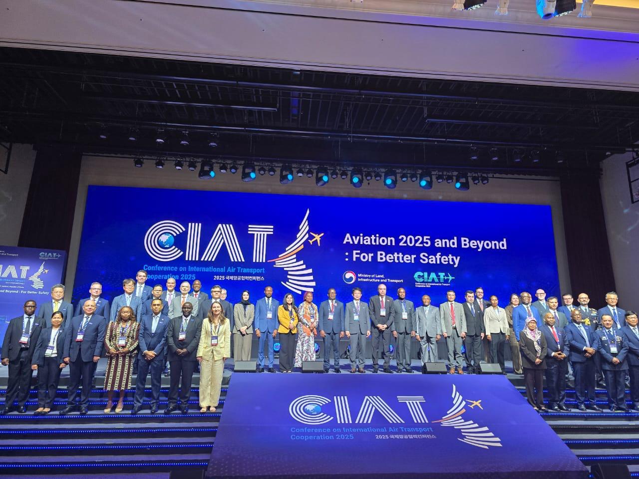 مصر وكوريا الجنوبية تبحثان التعاون في مجالات النقل الجوي خلال مؤتمر "CIAT 2025 " بإنتشون 1 IMG 20250724 WA0011 1 مصر وكوريا الجنوبية تبحثان التعاون في مجالات النقل الجوي خلال مؤتمر "CIAT 2025 " بإنتشون