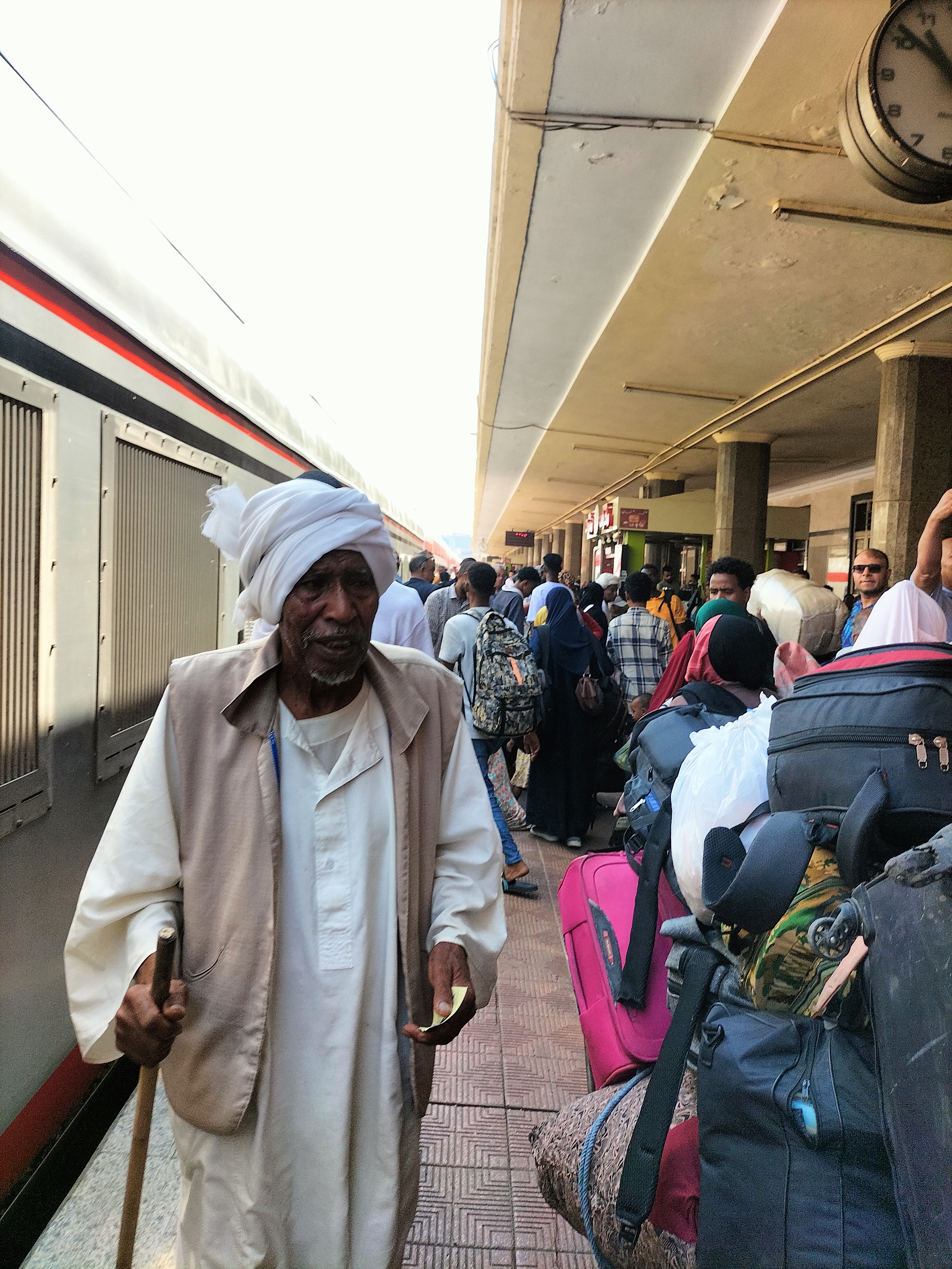 IMG20250721105051 قطار خاص ينقل 1000 سوداني من القاهرة إلى الخرطوم مروراً بأسوان... وتنظيم رحلة أسبوعية كل إثنين