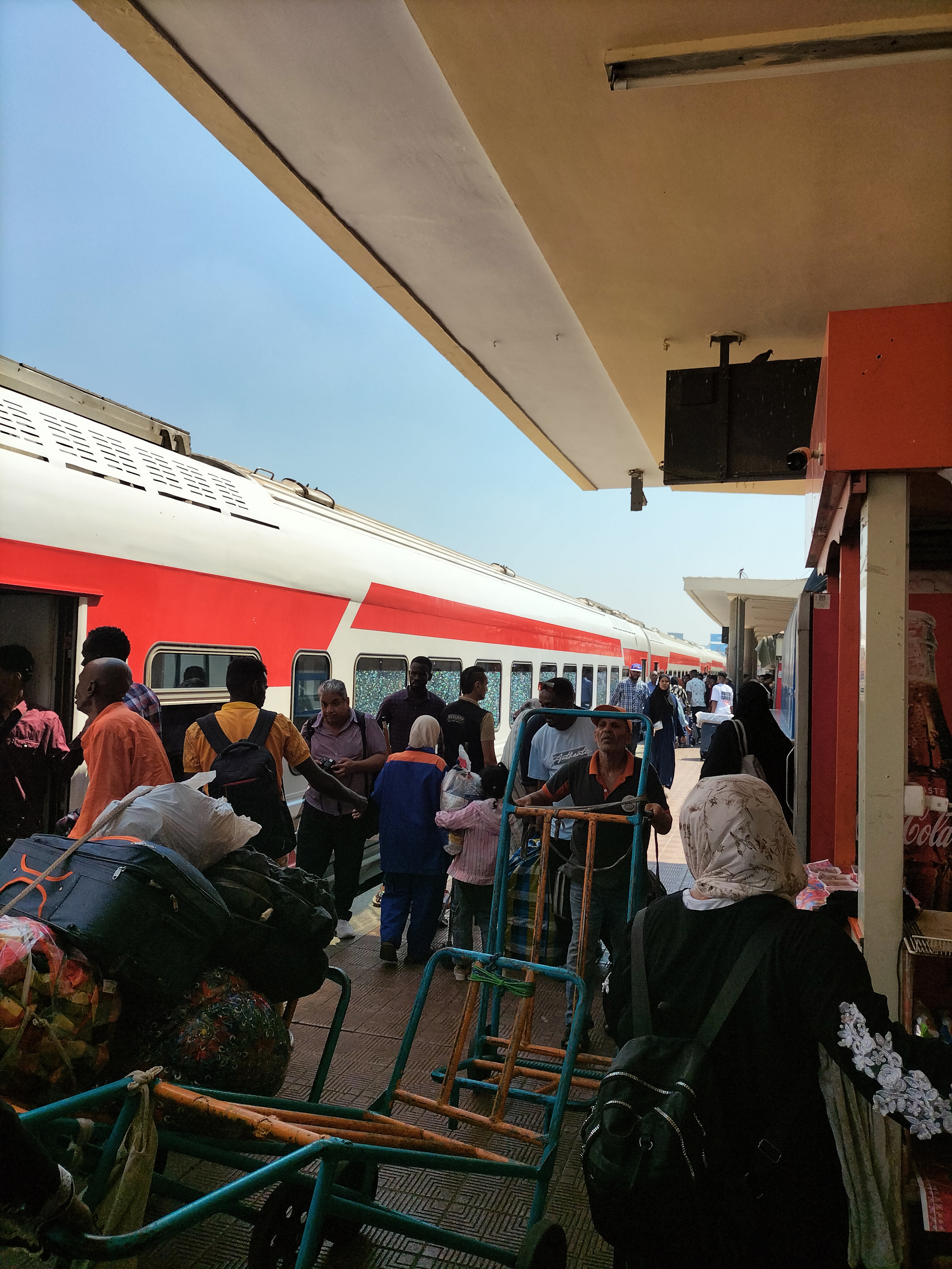 IMG20250721105946 قطار خاص ينقل 1000 سوداني من القاهرة إلى الخرطوم مروراً بأسوان... وتنظيم رحلة أسبوعية كل إثنين