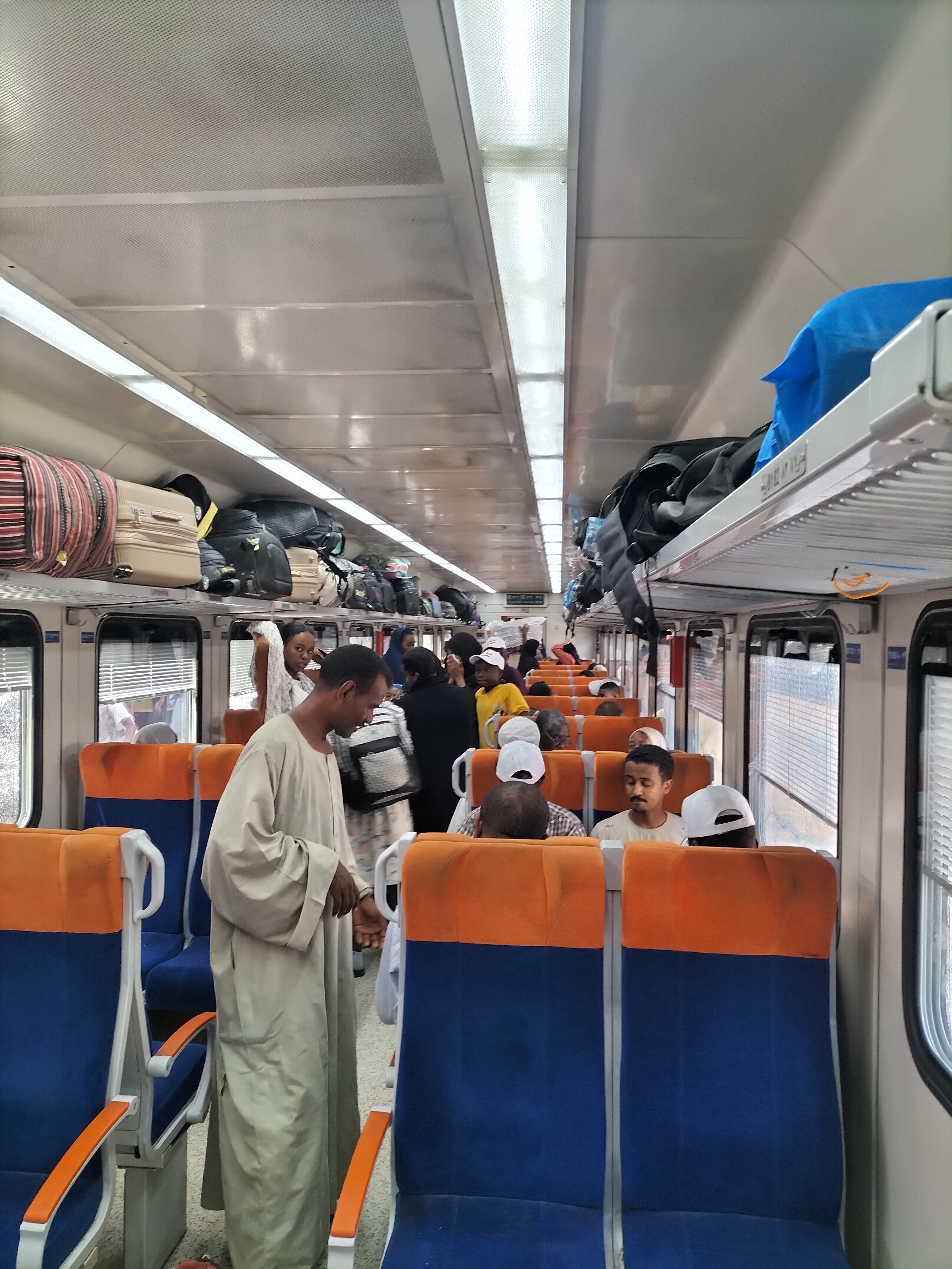 IMG20250721110021 قطار خاص ينقل 1000 سوداني من القاهرة إلى الخرطوم مروراً بأسوان... وتنظيم رحلة أسبوعية كل إثنين