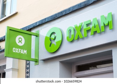 pershore uk february 2018 oxfam 260nw 1026659824 ثروة 4 من أغنى رجال أفريقيا تفوق ما يملكه نصف سكان القارة: تقرير صادم من أوكسفام