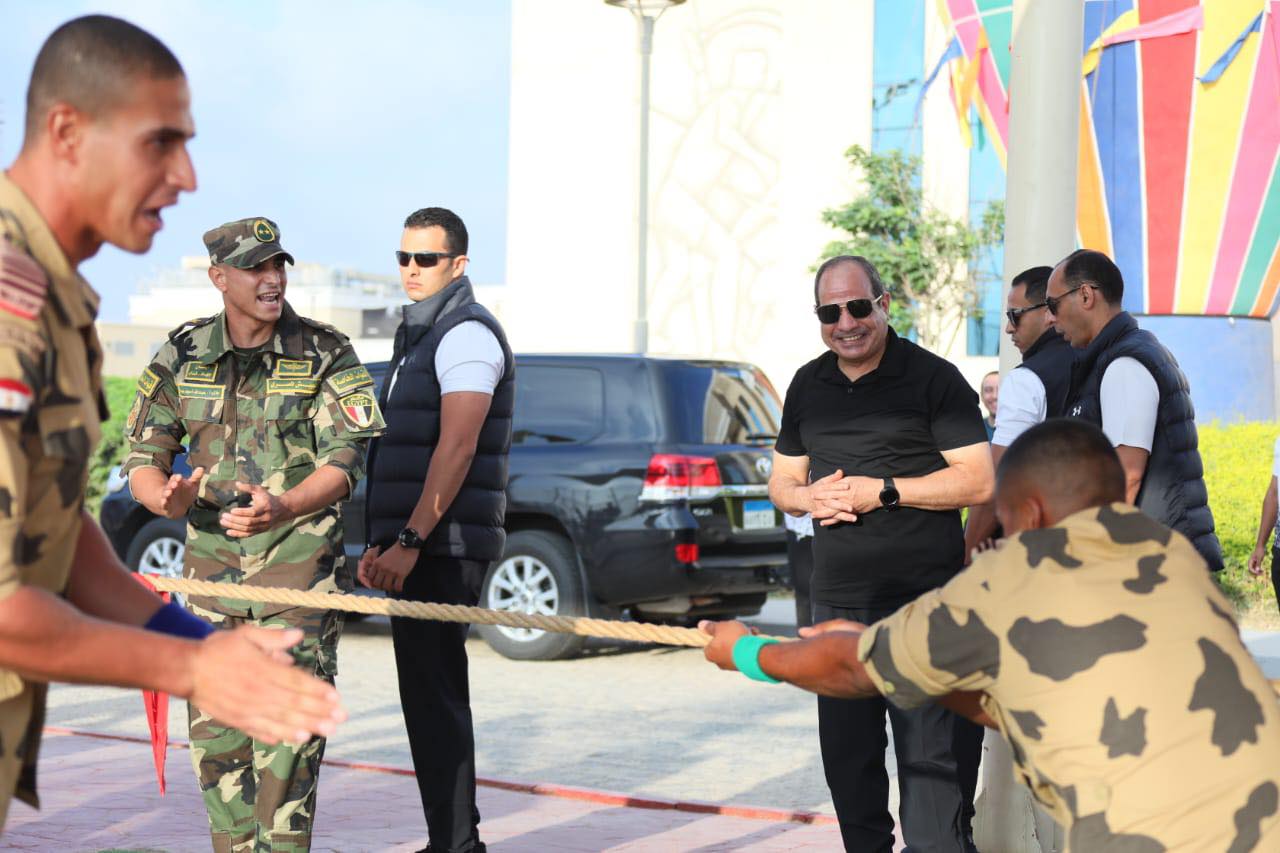 528770781 1311851566970235 7775090005860228604 n الرئيس السيسي يجري زيارة تفقدية إلى الأكاديمية العسكرية.. ويؤكد: مصر تنعم باستقرار داخلي