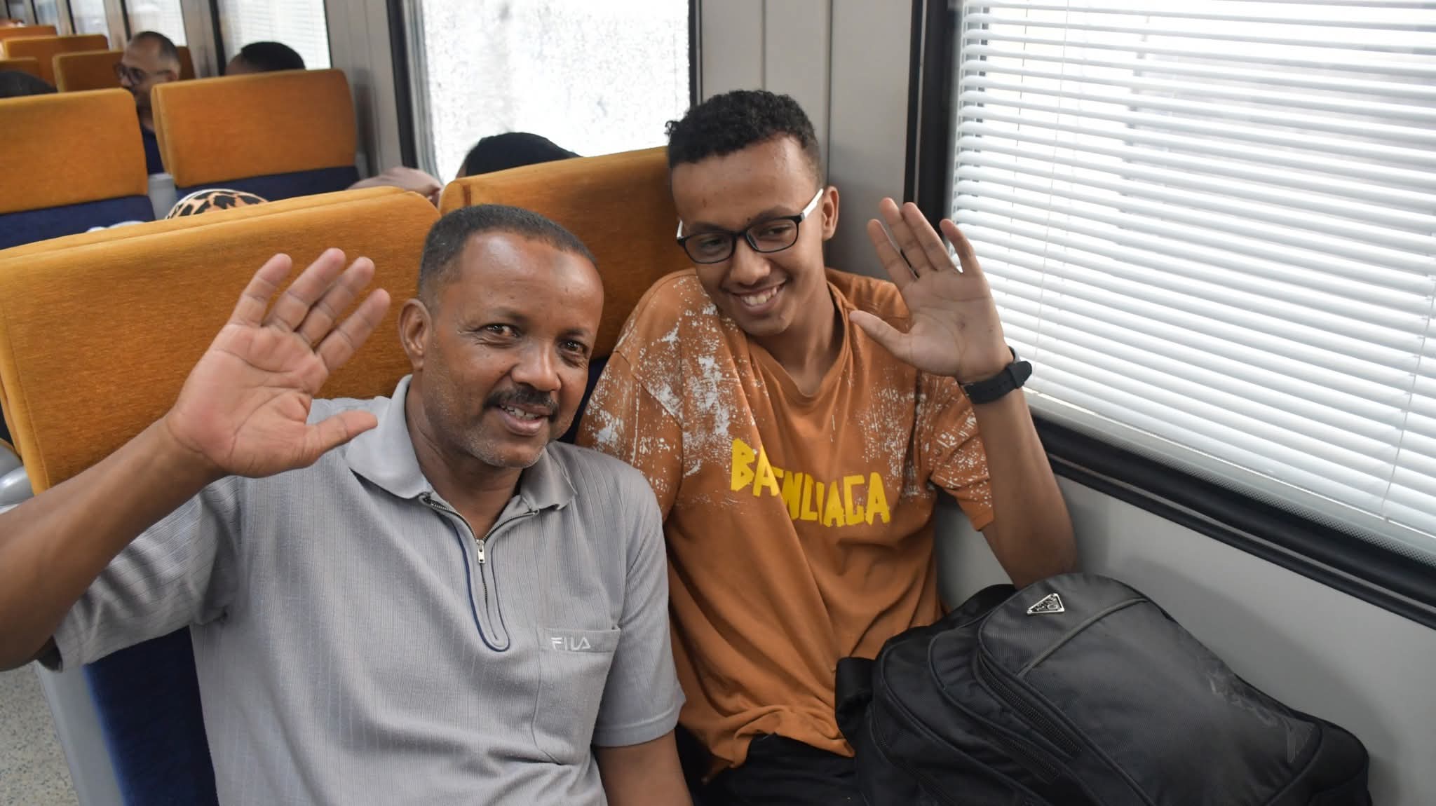 FB IMG 1756312708530 « علي دقات الدفوف » .. 1300 مواطن سوداني يغادرون مصر إلي السودان علي متن ثامن قطارات العودة الطوعية