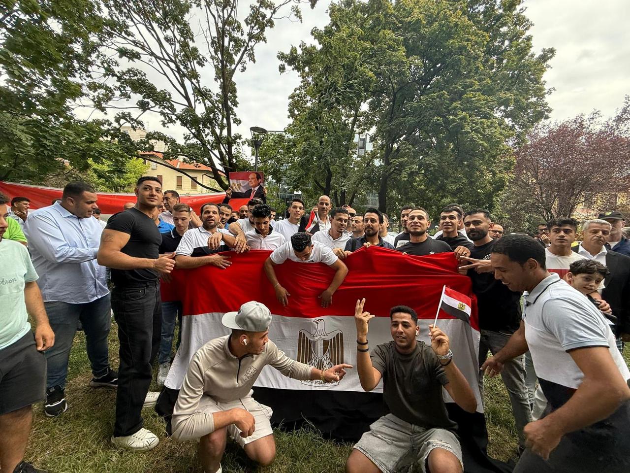 IMG 20250825 WA0007 المصريون في ميلانو يؤكدون تأييدهم للدولة ورفضهم لمحاولات جهات مشبوهة تشويه صورة مصر