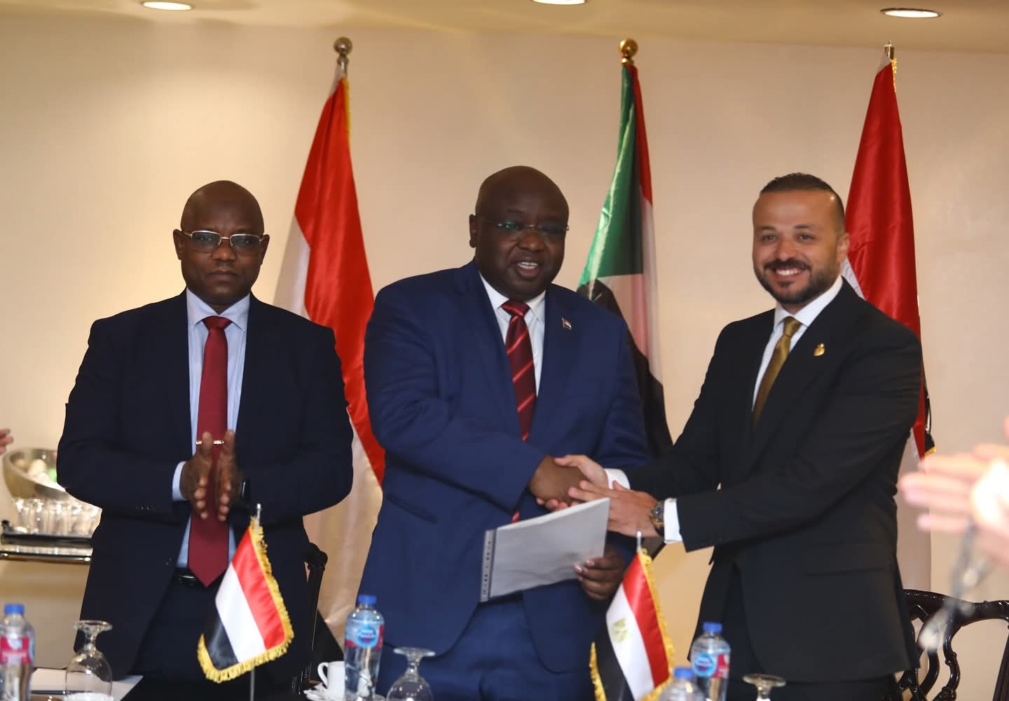جدل في السودان حول صفقة « ديب ميتالز الاستثمارية» مع وزارة المعادن : نفي رسمي وتوضيحات متباينة 1 FB IMG 1757160246948 جدل في السودان حول صفقة « ديب ميتالز الاستثمارية» مع وزارة المعادن : نفي رسمي وتوضيحات متباينة