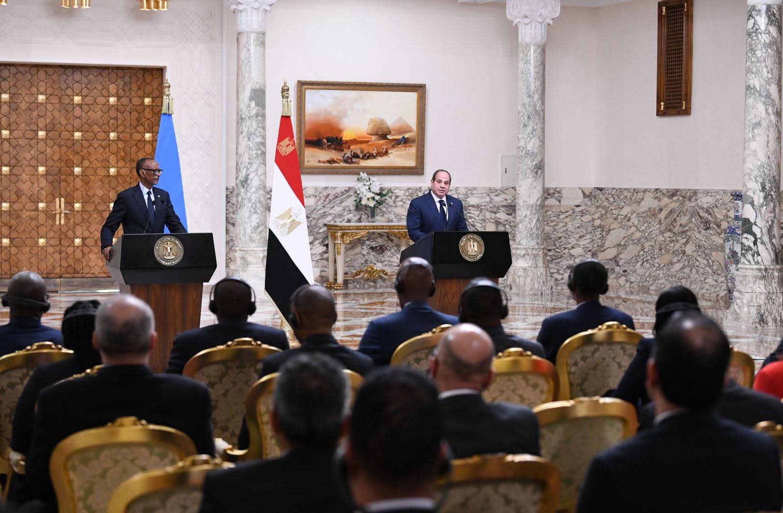 FB IMG 1758637819578 الرئيس السيسي يؤكد لنظيره الرواندي أن مصر لن تقبل المساس بحقوقها المائية
