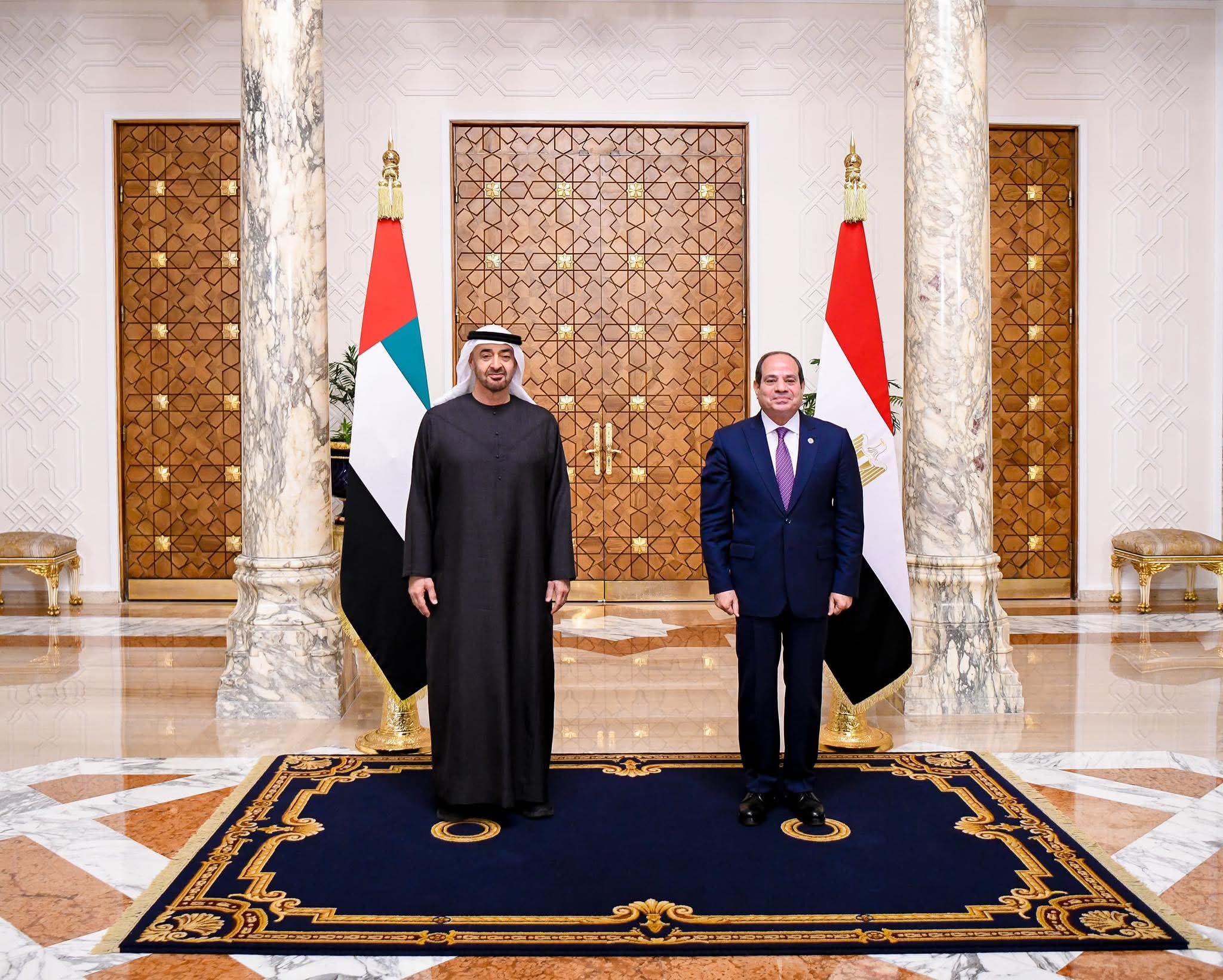 FB IMG 1759149096312 الرئيس السيسي والشيخ محمد بن زايد تطورات الأوضاع الإقليمية