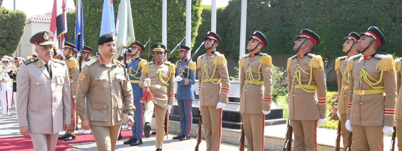IMG 20250916 WA0030 الفريق أحمد خليفة رئيس أركان حرب القوات المسلحة يلتقى رئيس الأركان العامة للجيش الليبى