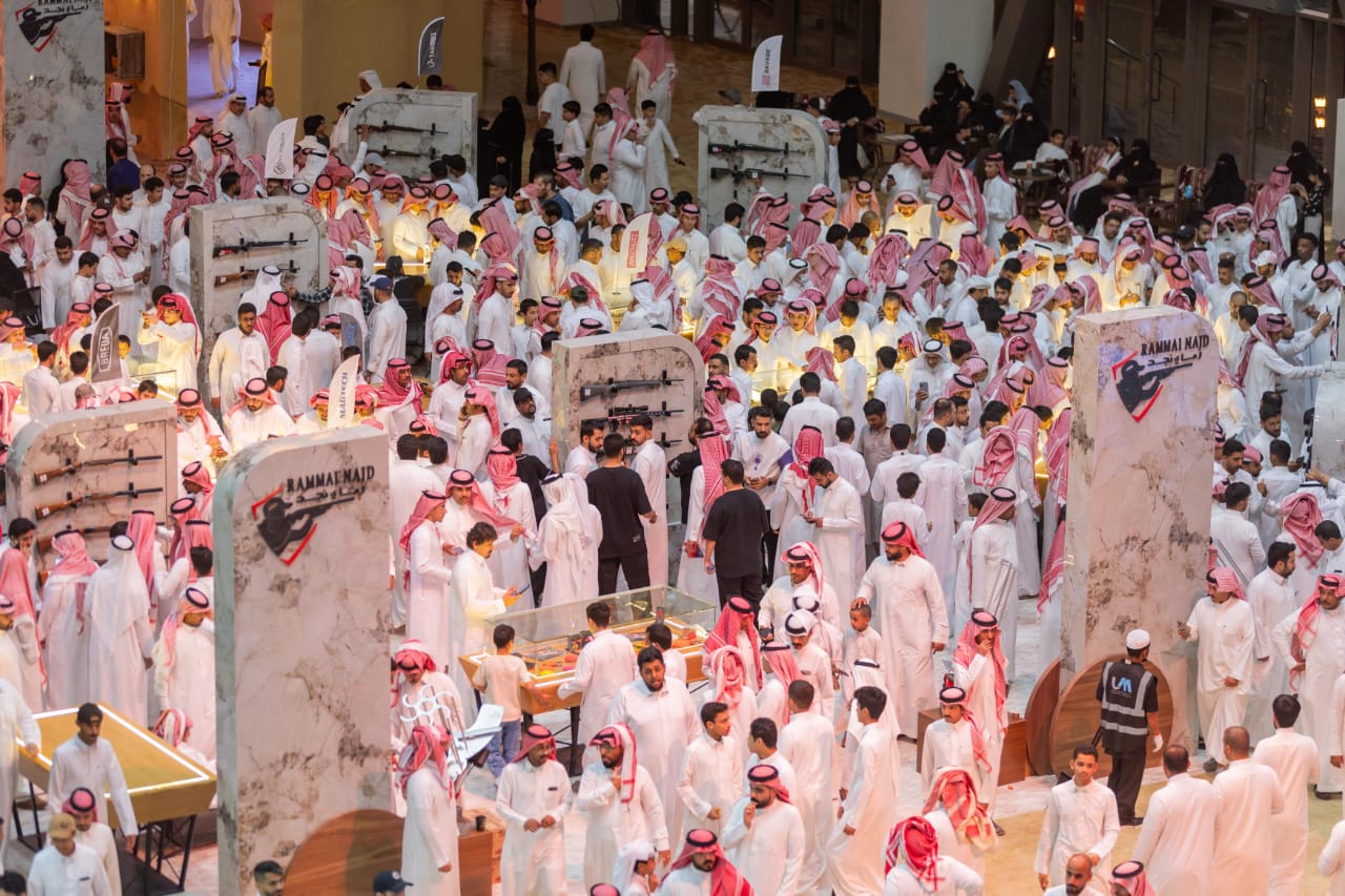 IMG 20250918 WA0042 45 دولة وأكثر من 1300 عارض وعلامة تجارية يجتمعون في معرض الصقور والصيد السعودي الدولي 