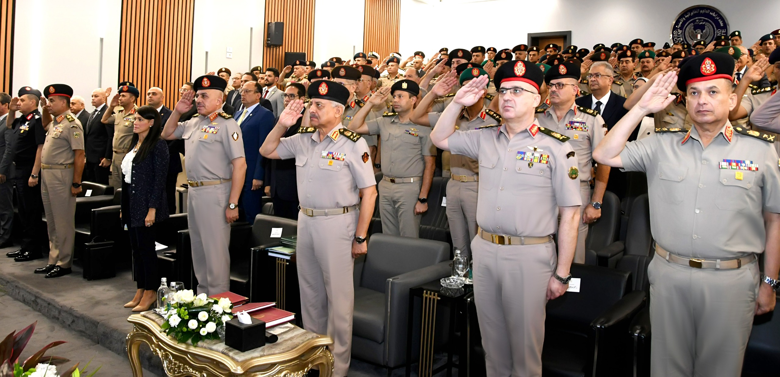 وزير الدفاع والإنتاج الحربي يشهد مناقشة البحث الرئيسي لمركز الدراسات الإستراتيجية للقوات المسلحة 1 25ac23bf f84e 4969 804f cd9a2d6bbb84 وزير الدفاع والإنتاج الحربي يشهد مناقشة البحث الرئيسي لمركز الدراسات الإستراتيجية للقوات المسلحة