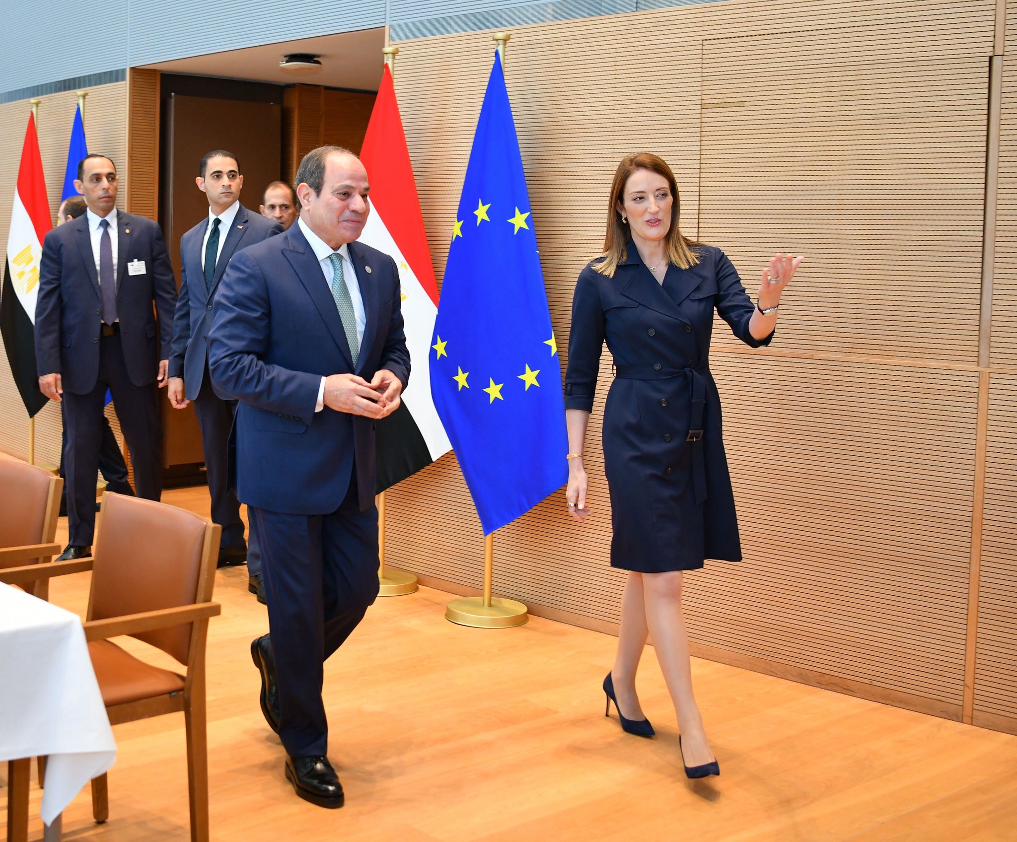 561291925 1375537580601633 7571842948164138529 n الرئيس السيسي يجتمع مع رئيسة البرلمان الأوروبي ببروكسل