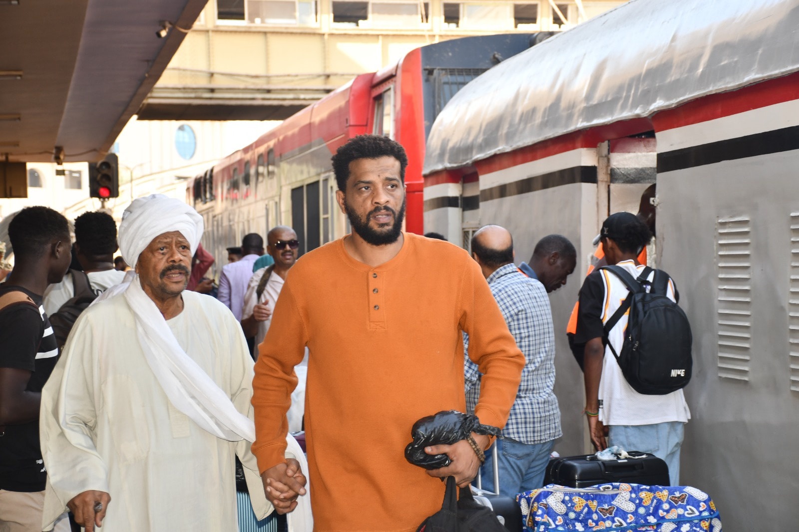 570956200 1210080067822022 6764092617772975763 n 25 ألف سوداني عادوا إلى وطنهم عبر رحلات قطارات العودة الطوعية