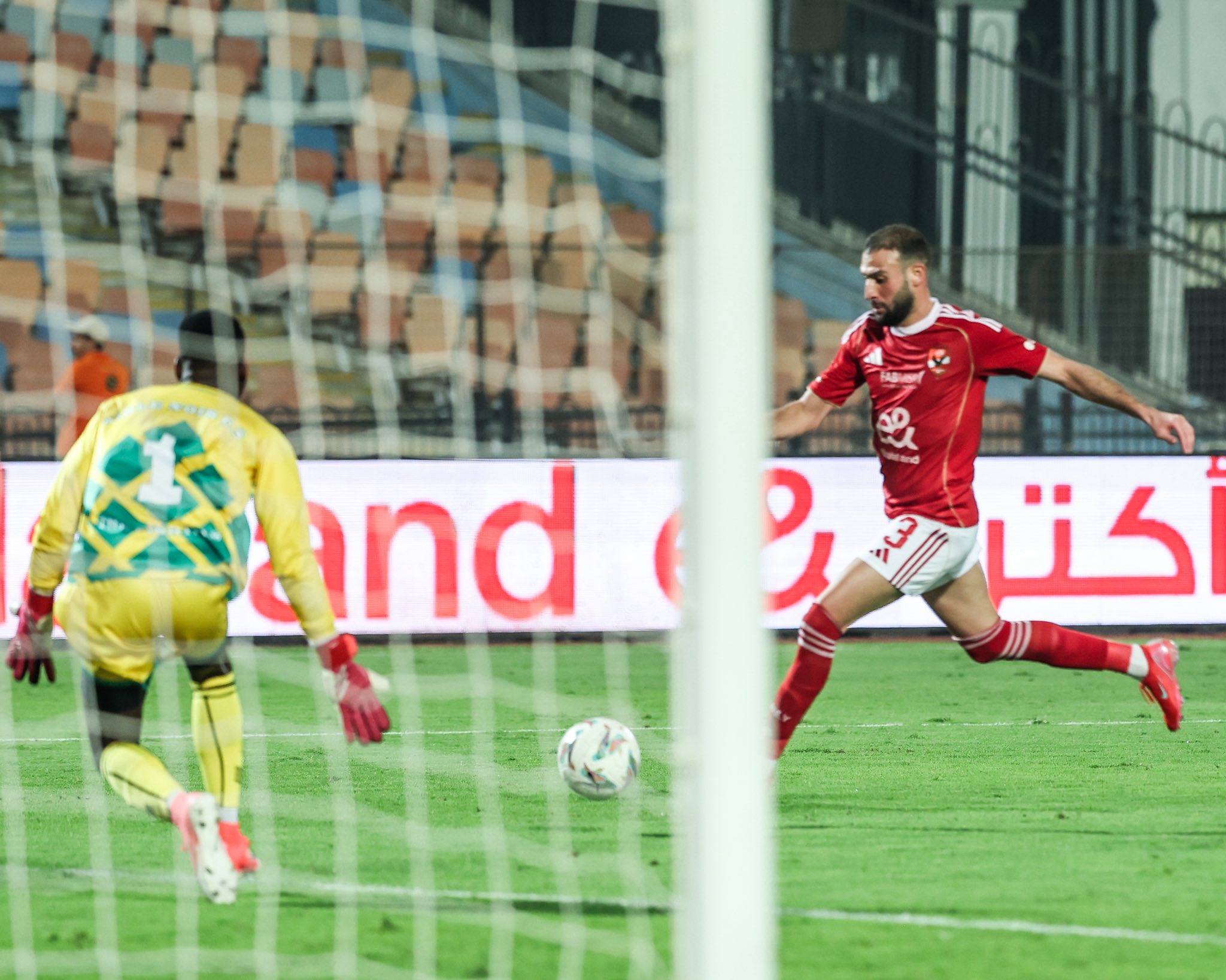 بـ 10 لاعبين .. الأهلي يكرر فوزه على إيجل نوار  بهدف نظيف ويبلغ مجموعات دوري أبطال إفريقيا 1 571166015 1376096330551298 6479181466824295606 n  بـ 10 لاعبين .. الأهلي يكرر فوزه على إيجل نوار  بهدف نظيف ويبلغ مجموعات دوري أبطال إفريقيا