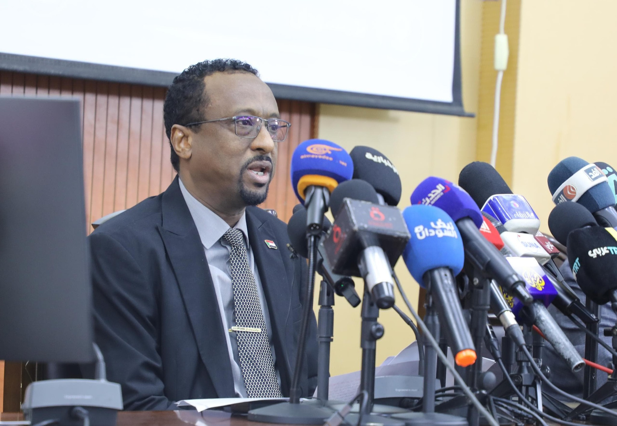 حاكم دارفور يتهم الدعم السريع بارتكاب مجزرة في المستشفي السعودي في الفاشر 1 571188325 860997779615262 1472971282386972568 n 1 حاكم دارفور يتهم الدعم السريع بارتكاب مجزرة في المستشفي السعودي في الفاشر