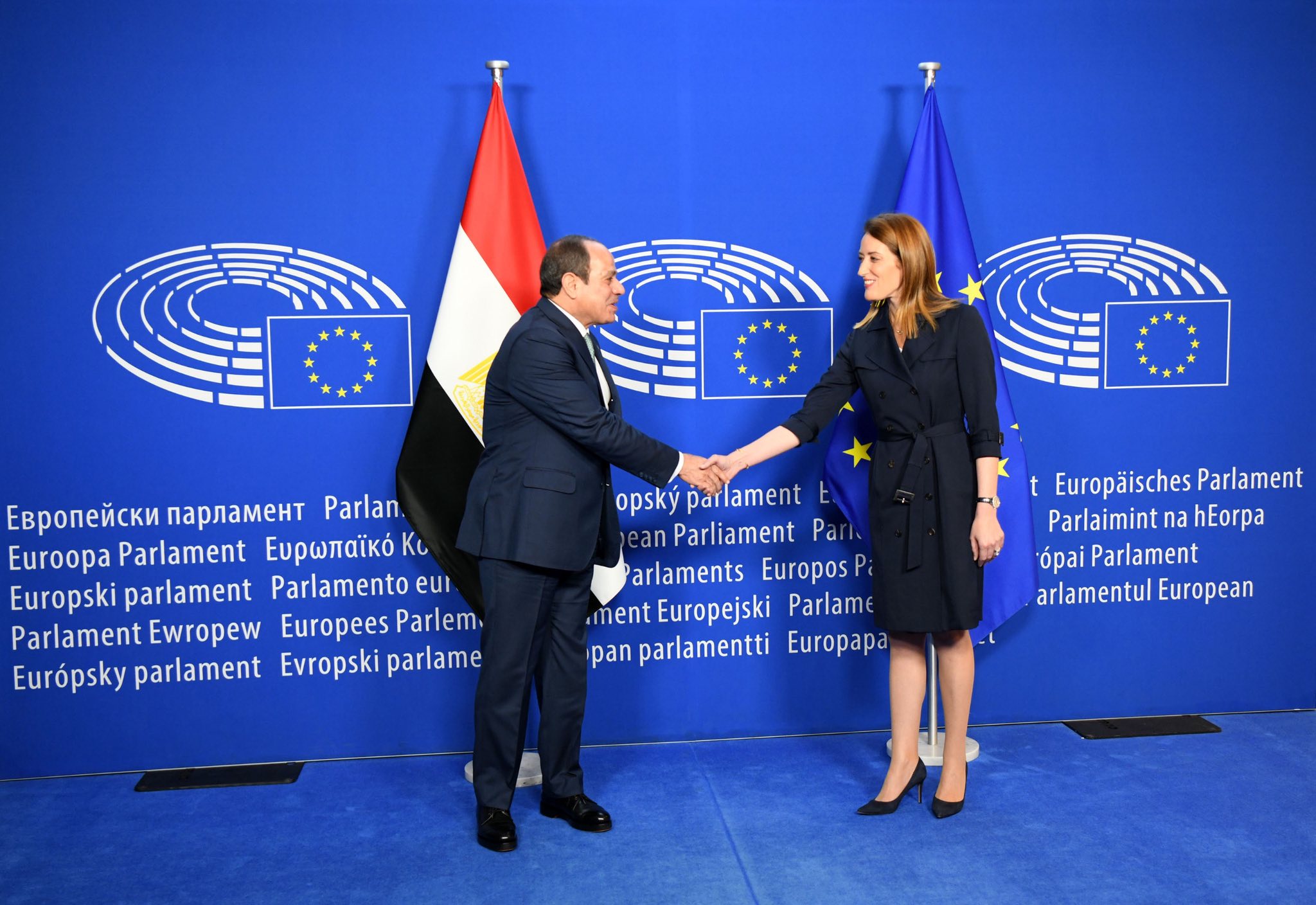 571238966 1375537877268270 6070523387304048114 n الرئيس السيسي يجتمع مع رئيسة البرلمان الأوروبي ببروكسل
