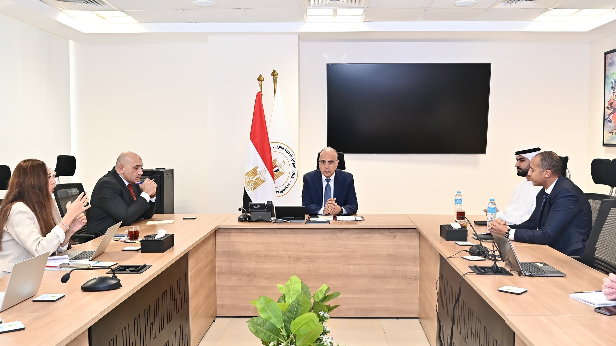 مصر والإمارات تطلقان تعاونًا لتأهيل الكوادر الإفريقية في مجالي المياه والزراعة عبر التعليم الرقمي 1 574058220 10238657690762585 8881033012605363664 n مصر والإمارات تطلقان تعاونًا لتأهيل الكوادر الإفريقية في مجالي المياه والزراعة عبر التعليم الرقمي
