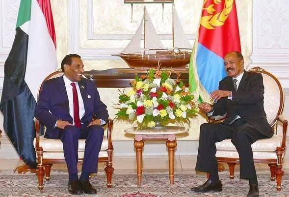 إريتريا: الرئيس أفورقى يستقبل رئيس الوزراء السوداني في أسمرا ويؤكدان تعزيز العلاقات الثنائية 1 FB IMG 1760042703928 إريتريا: الرئيس أفورقى يستقبل رئيس الوزراء السوداني في أسمرا ويؤكدان تعزيز العلاقات الثنائية