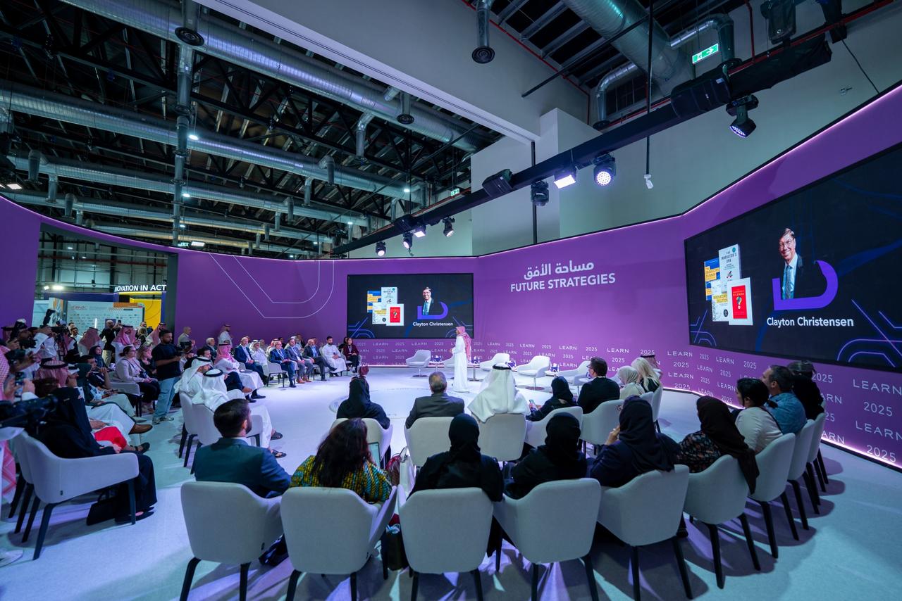 IMG 20251008 WA0000 الرياض.. افتتاح أعمال مؤتمر LEARN 2025 تحت شعار "رحلة التعلم" بمشاركة محلية ودولية واسعة