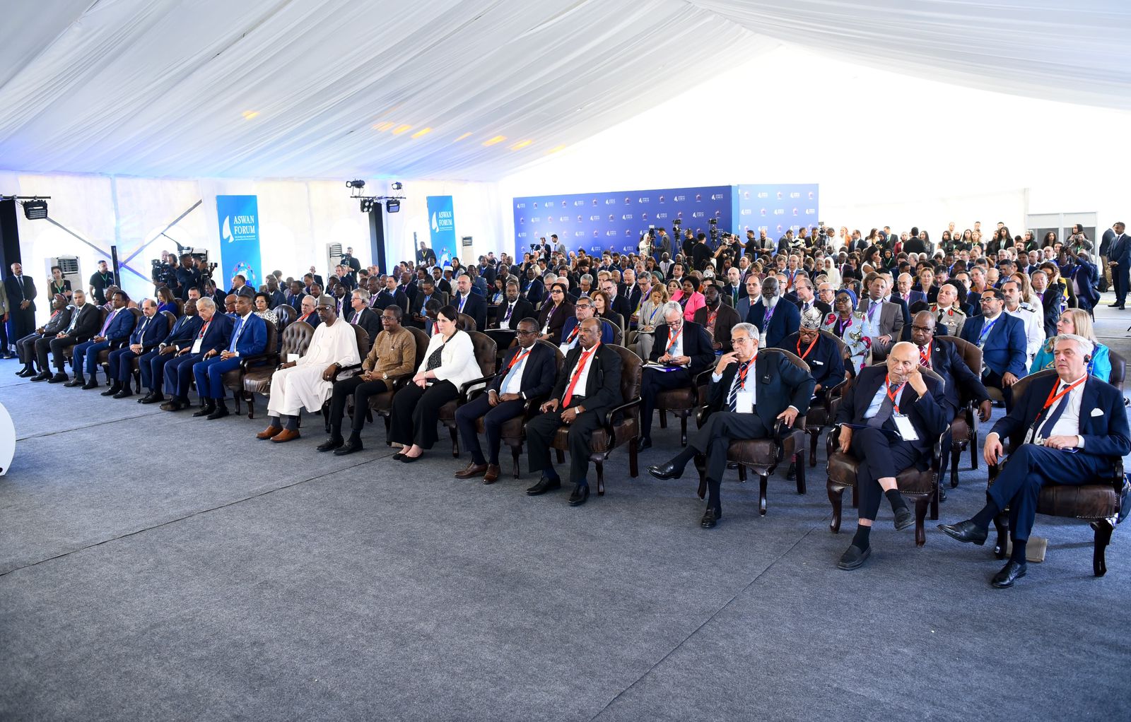 IMG 20251019 WA0018 بكلمة مسجلة .. الرئيس السيسي يفتتح منتدي أسوان للسلام والتنمية