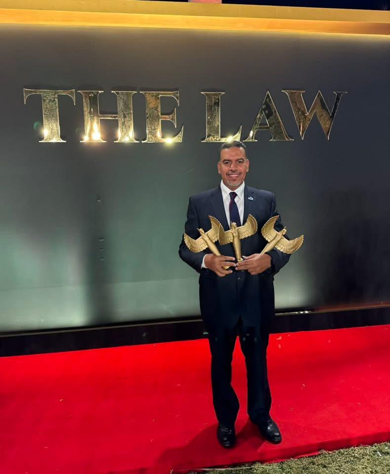 « قانونية CIB » تتألق في احتفالية « The Law » وتحصد ثلاث جوائز تعكس ريادتها في السوق المصري 1 IMG 20251021 WA0013 « قانونية CIB » تتألق في احتفالية « The Law » وتحصد ثلاث جوائز تعكس ريادتها في السوق المصري
