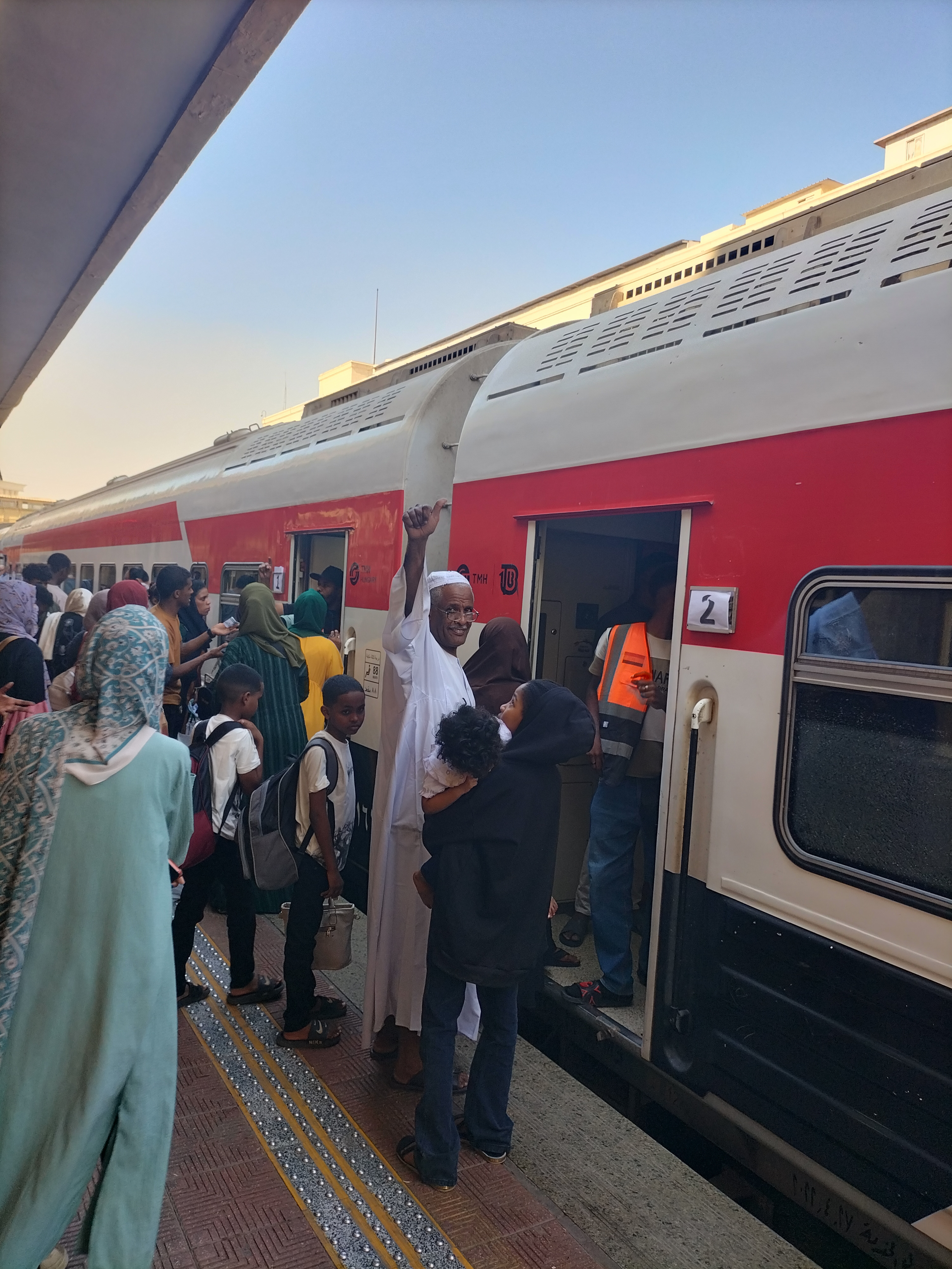 علي متنه 1000 مواطن سوداني .. قطار العودة الطوعية ال 28 يغادر محطة قطارات رمسيس 1 IMG20251025105129 علي متنه 1000 مواطن سوداني .. قطار العودة الطوعية ال 28 يغادر محطة قطارات رمسيس