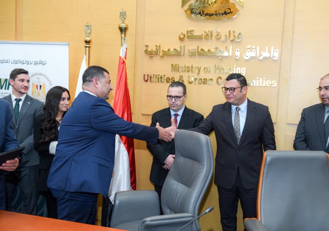 154e1135 d810 4ab8 b895 3347a2132cff التجاري الدولي وهيئة المجتمعات العمرانية الجديدة يوقعان بروتوكول تعاون لتمويل شراء الوحدات السكنية بمشاريع وزارة الاسكان