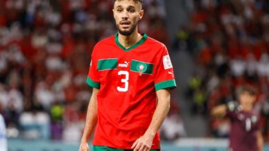 الهولندي دي ليخت يحظى بدعم كامل من زميله المغربي "مزراوي" في مانشستر يونايتد 12 "مزراوي"