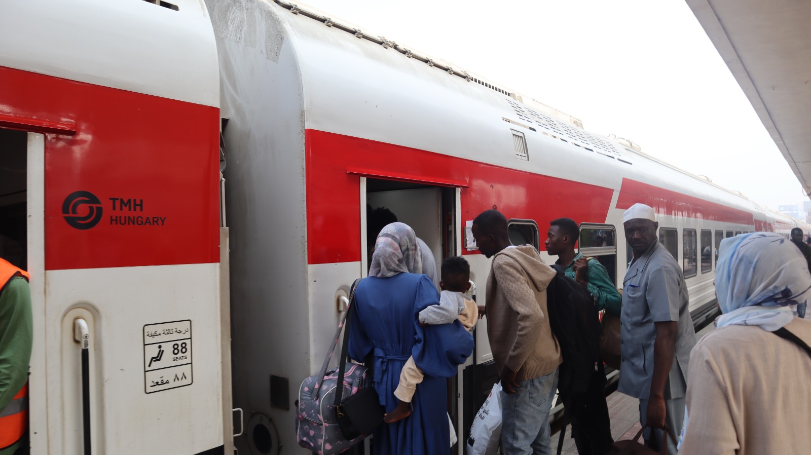 بالصور .. إنطلاق رحلة قطار العودة الطوعية الـ 31 للمواطنين السودانيين من القاهرة للخرطوم مجانا 6 576823254 1222141529949209 1369603046182740000 n بالصور .. إنطلاق رحلة قطار العودة الطوعية الـ 31 للمواطنين السودانيين من القاهرة للخرطوم مجانا