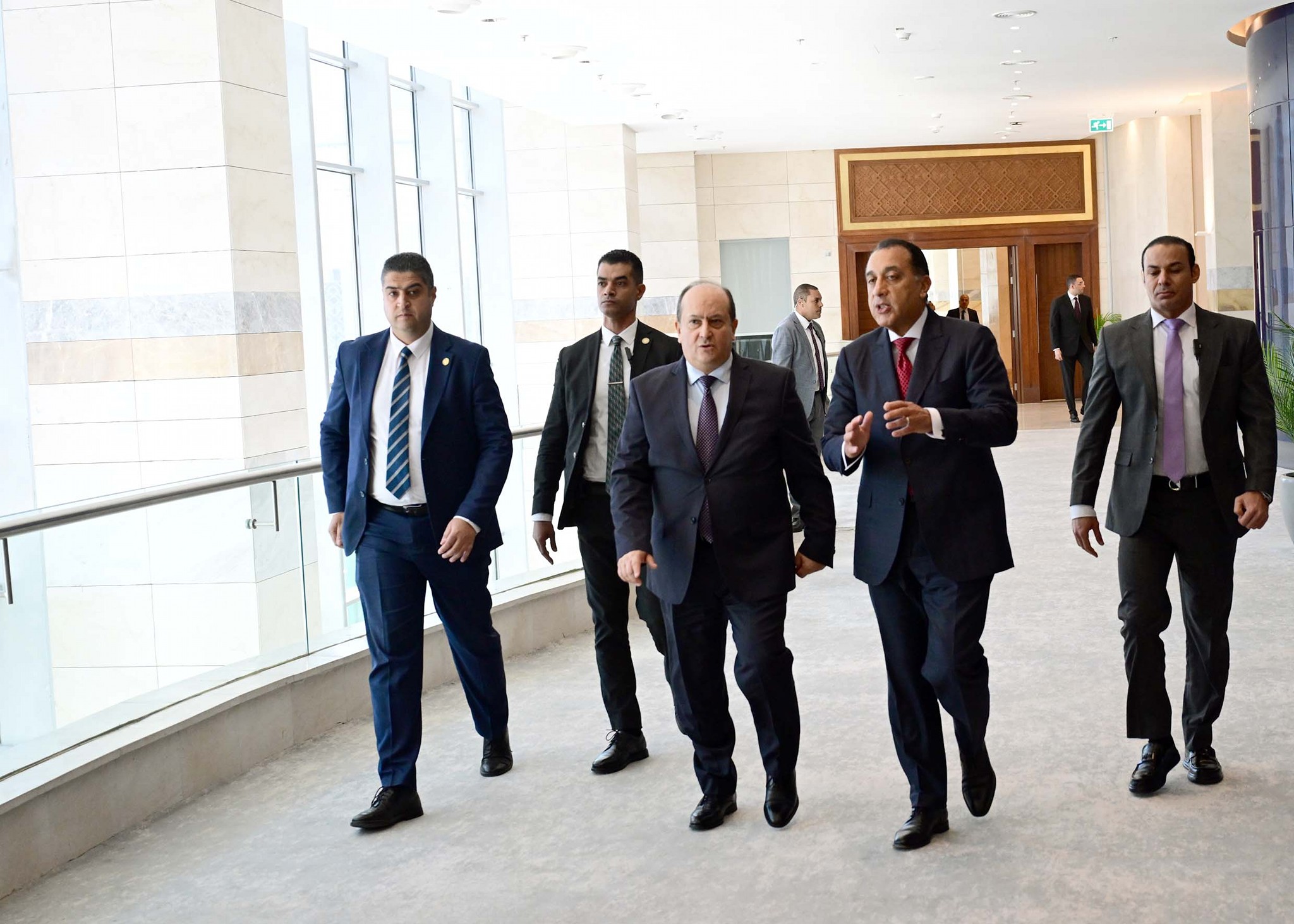 مدبولي: العلاقات الجزائرية المصرية تاريخية بُنيت على القيم والمبادئ المشتركة والتضامن والوقوف صفًا واحدًا 3 589820644 1410814531088963 7036679514235442630 n مدبولي: العلاقات الجزائرية المصرية تاريخية بُنيت على القيم والمبادئ المشتركة والتضامن والوقوف صفًا واحدًا