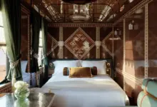 Dream of the desert Suite Credits Stephan Juillard "حلم الصحراء".. فندق 5 نجوم يسير على القضبان: أفرو نيوز 24 تنفرد بأول صور وفيديو من داخل القطار السياحي الفاخر في السعودية