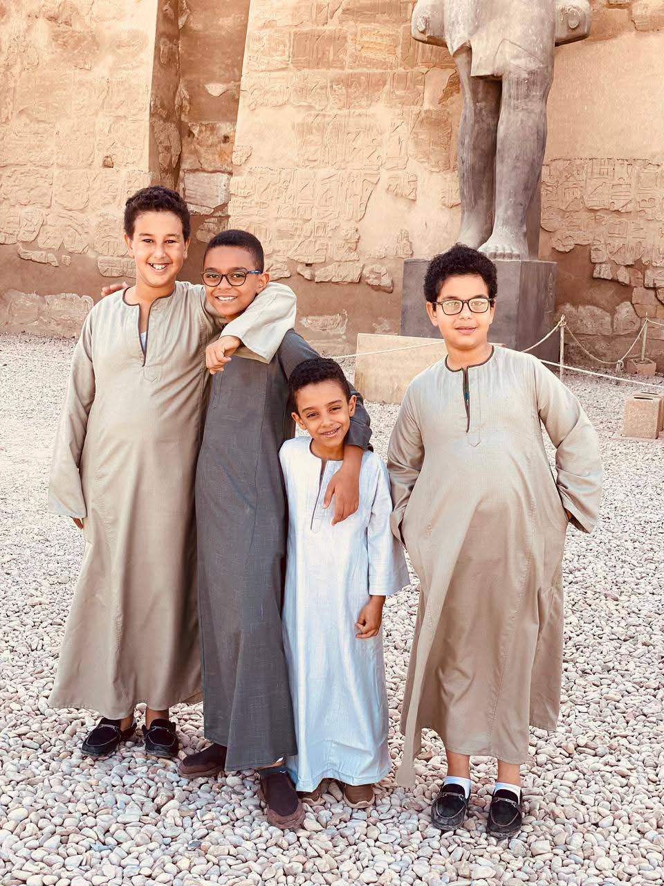 FB IMG 1763135908878 الجلابية تنتصر: مبادرة “هنزور معبد الأقصر” تتحول لرسالة قوية ضد الإساءة للزي الصعيدي