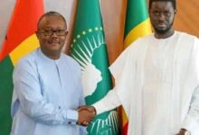 G6yxnxEXgAA6o41 آخر تطورات الانقلاب في غينيا بيساو: فرار الرئيس إلى داكار .. والسنغال تصف الوضع بـ "الخدعة السياسية"