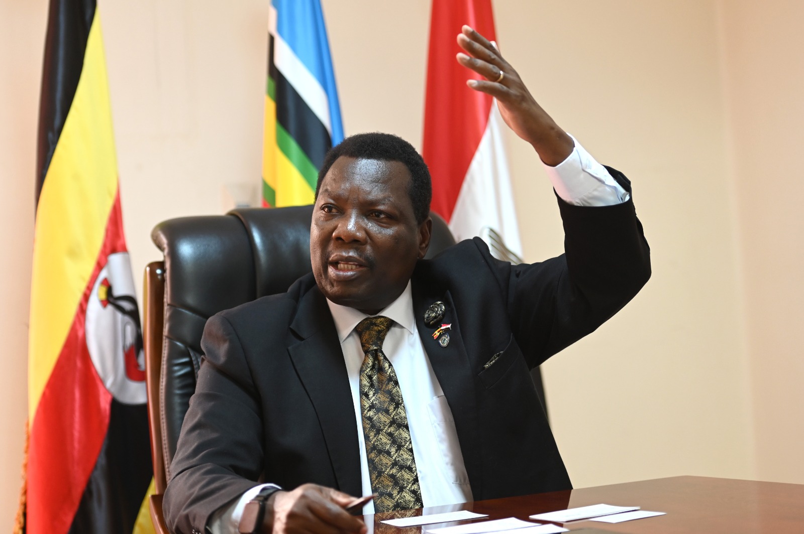 السفير الأوغندي في القاهرة: نهر النيل يربطنا بمصر برباط أبدي.. وأوغندا تدعو المصريين لاكتشاف جنة إفريقيا الخضراء 8 IMG 20251117 WA0035 السفير الأوغندي في القاهرة: نهر النيل يربطنا بمصر برباط أبدي.. وأوغندا تدعو المصريين لاكتشاف جنة إفريقيا الخضراء