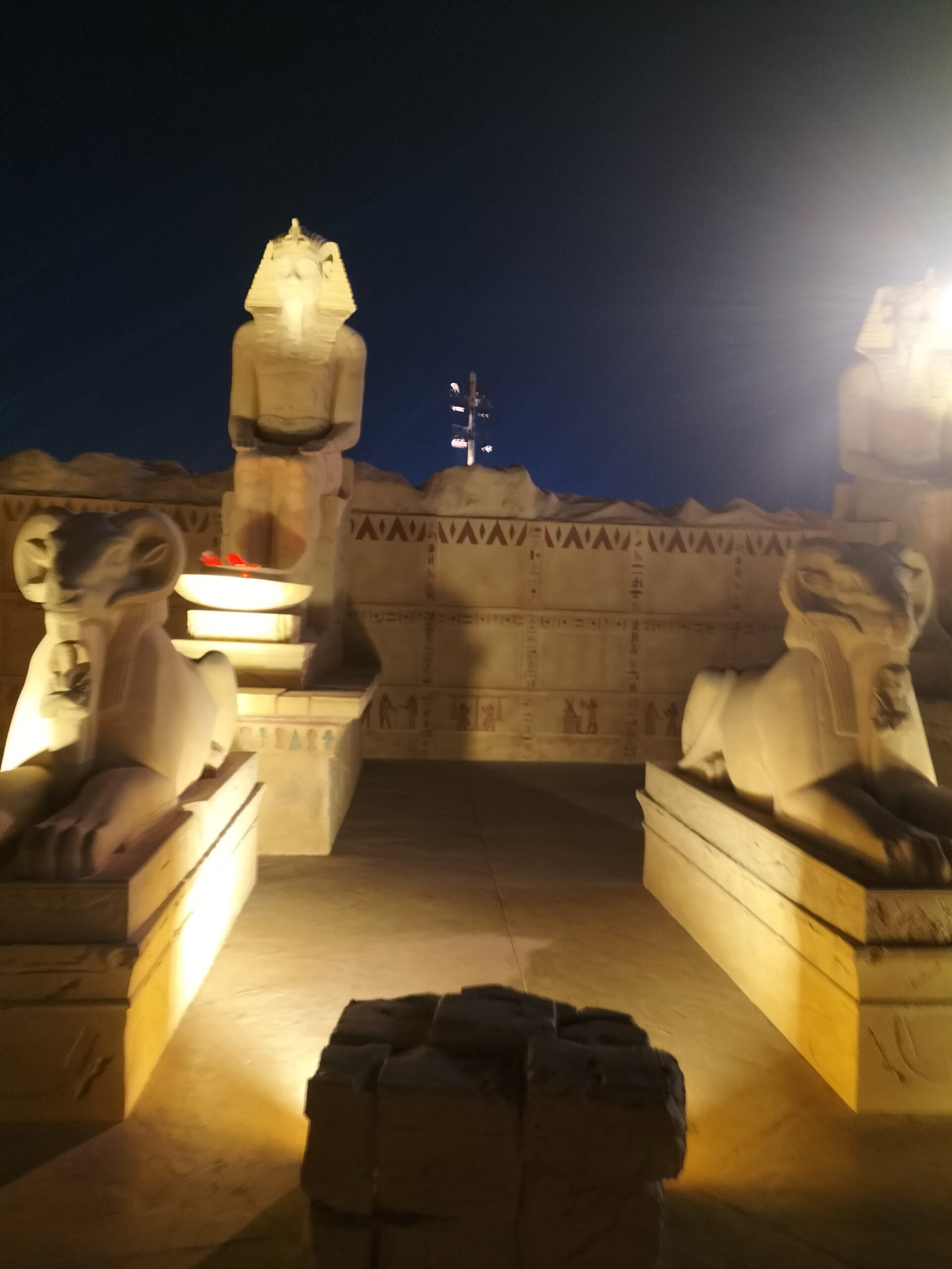 IMG20251109202241 scaled من أهرامات مصر لسور الصين العظيم .. «أفرو نيوز 24» في بوليفارد وورلد الرياض رحلة عالمية حيث تمتزج حضارات العالم بالترفيه 